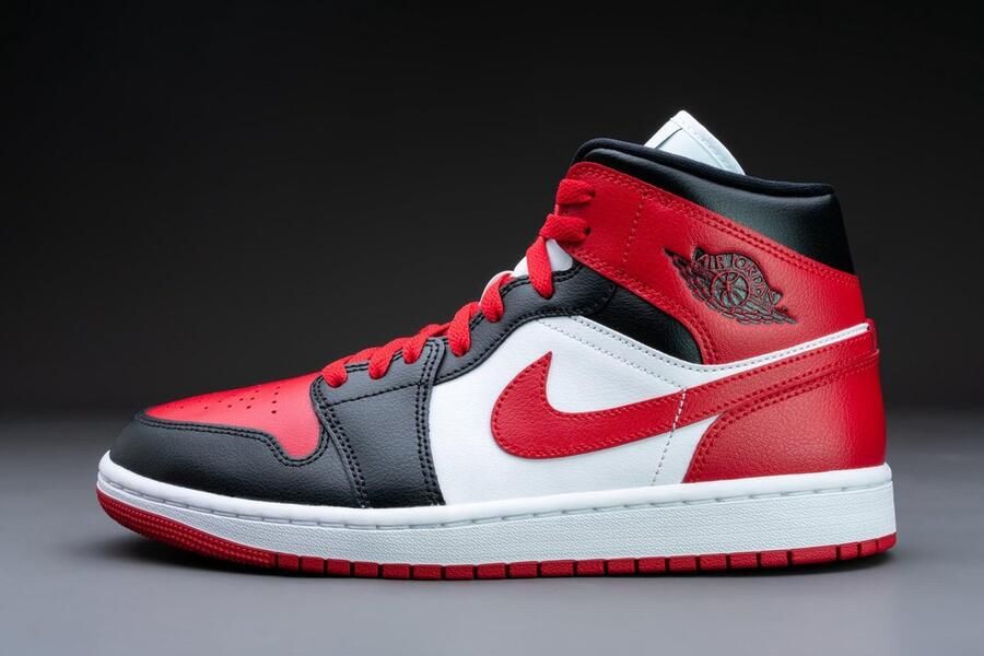 Jordan Wmns Air 1 Mid Basketball Schoenen black gym red white 37.5 beschikbare maaten:36.5 37.5 38.5 39 40.5 41 42 - Foto 7