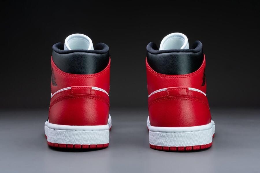 Jordan Wmns Air 1 Mid Basketball Schoenen black gym red white 37.5 beschikbare maaten:36.5 37.5 38.5 39 40.5 41 42 - Foto 8
