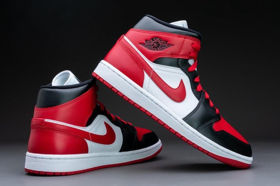 Jordan Wmns Air 1 Mid Basketball Schoenen black gym red white 37.5 beschikbare maaten:36.5 37.5 38.5 39 40.5 41 42 - Foto 9