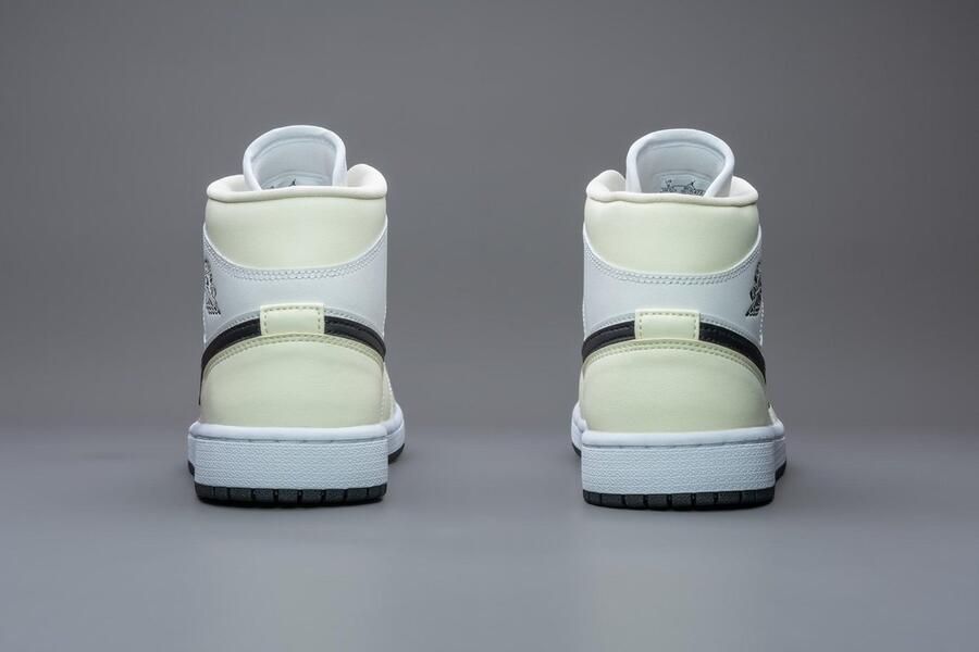 Nike Air Jordan 1 Mid Coconut Milk (W) BQ6472-121 Kleur als op foto Schoenen - Foto 2