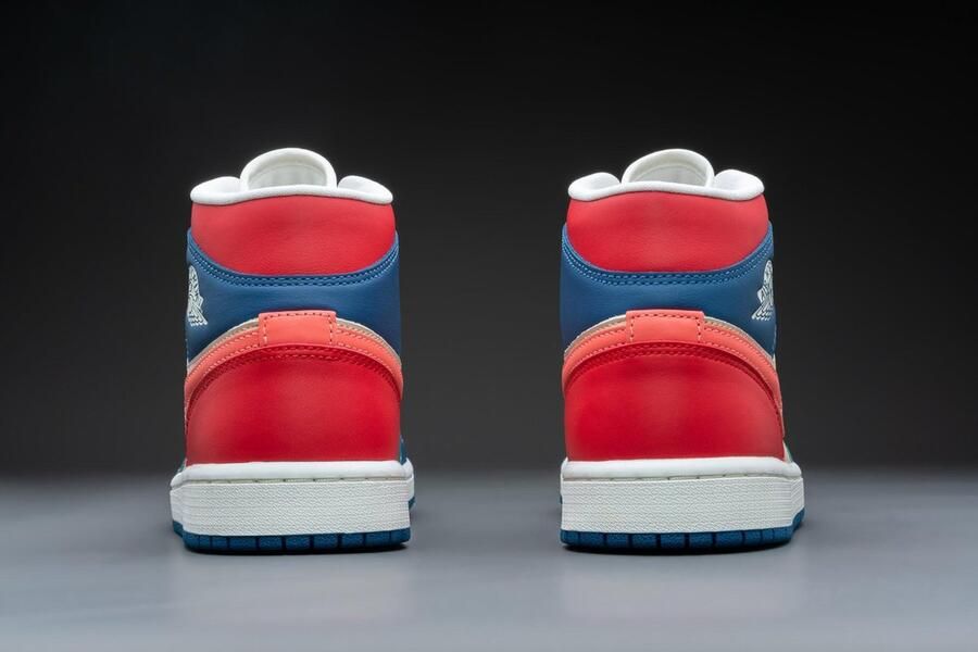 Jordan Wmns Air 1 Mid Se French Blue Magic Ember Fire Red Beach Schoenmaat 37 1 2 Sneakers DN3738 400 - Foto 8