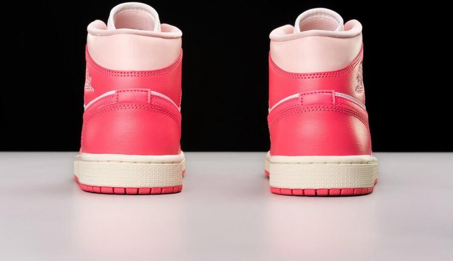 Nike Air Jordan 1 Mid Strawberries and Cream (Women's) BQ6472-186 Kleur als op foto Schoenen - Foto 3