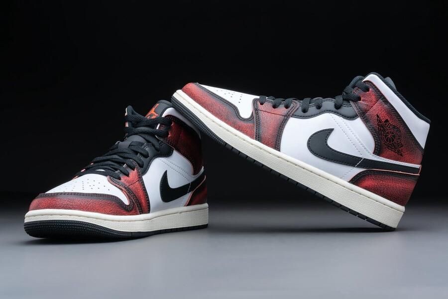 Jordan Air 1 Mid Se Black Infrared 23 White Sail Schoenmaat 40 1 2 Sneakers DV9565 006 - Foto 4