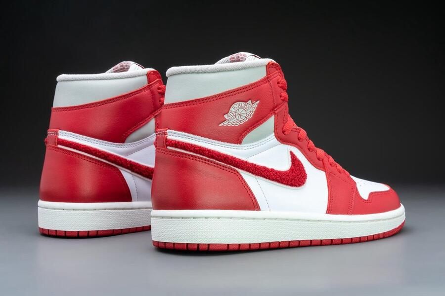 Jordan W Air 1 Retro Hi Og Lt Iron Ore Varsity Red Sail Schoenmaat 37 1 2 Sneakers DJ4891 061 - Foto 7