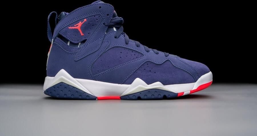 Jordan Air 7 Retro Quai54 Neutral Indigo Bright Crimson White Schoenmaat 48 1 2 Sneakers DV0577 500