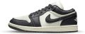 Jordan 1 Low SE Vintage Panda (Women's) - Zwart