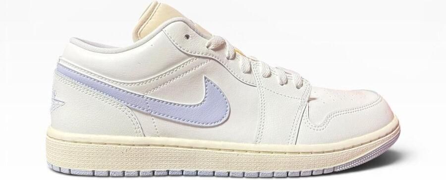 Nike Jordan 1 Low Sneakers Ghost Coconut