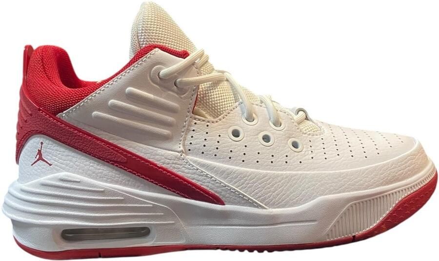 Jordan Sneakers 'MAX AURA 5'