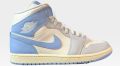 Nike WMNS AIR JORDAN 1 MID - Blauw