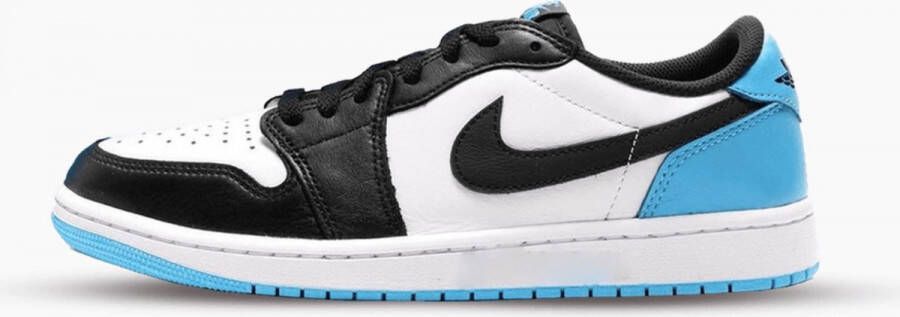 Jordan Wmns Air 1 Retro Low Og White Dk Powder Blue Black Schoenmaat 36 1 2 Sneakers CZ0775 104