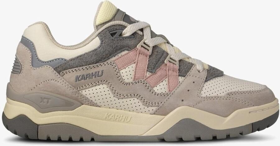 Karhu Fusion XT Adobe Rose Sneakers Roze