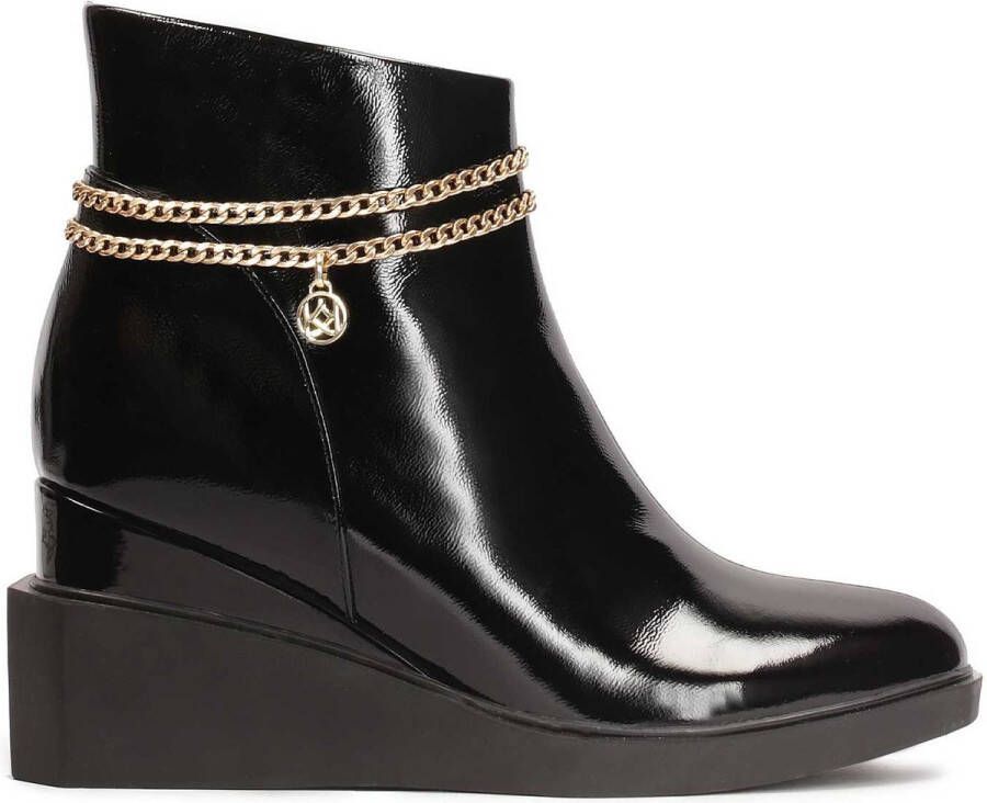 Kazar Ankle boots with detachable chain