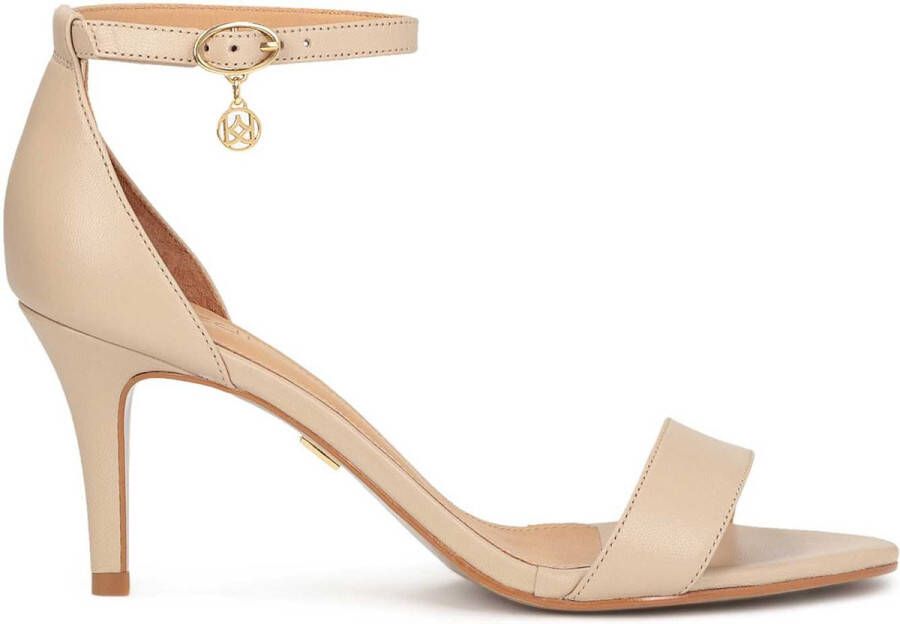 Kazar Beige leren sandalen met een lage naaldhak