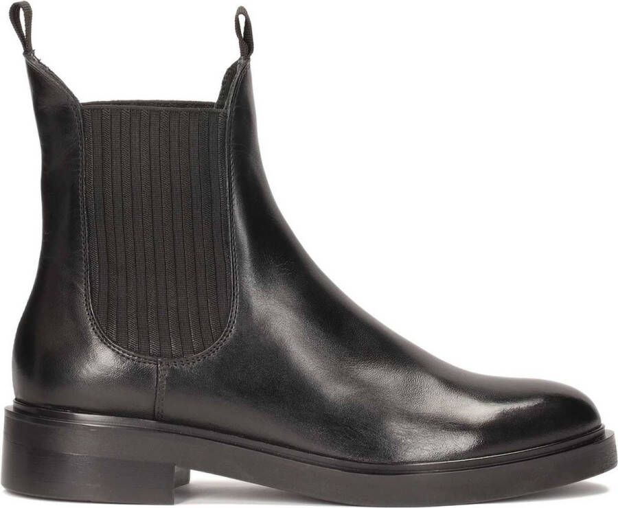 Kazar Classic black leather Chelsea boots