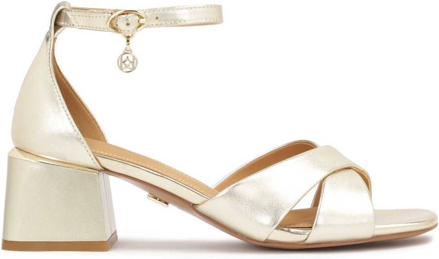 Kazar Klassieke sandalen op een lage paal in gouden kleur
