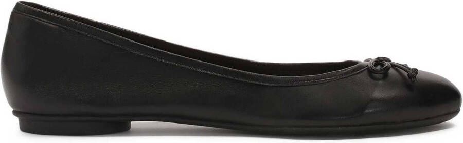 Kazar Comfortable black ballerinas with a bow