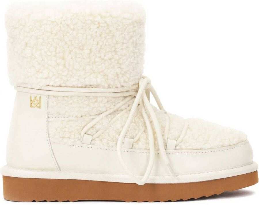 Kazar Roomwitte sneeuwlaarzen op een bruine zool Beige Dames