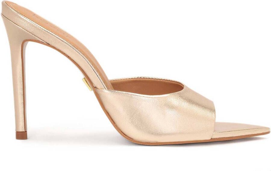 Kazar Golden leather pumps with a pointy toe