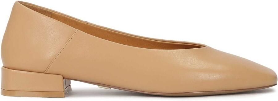 Kazar Beige flat leather pumps