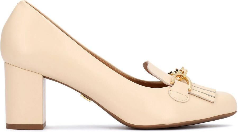 Kazar Beige pumps with tassels and chain