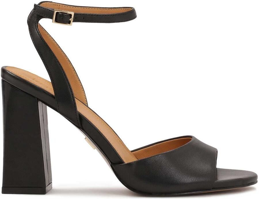 Kazar Zwarte sandalen met een brede hak