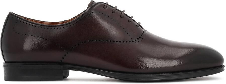 Kazar Brown oxfords in genuine leather with subtle broguing