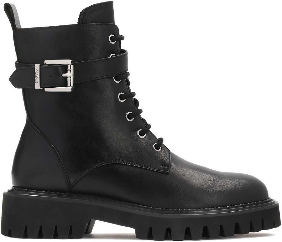 Kazar Leather boots decorated with stripes