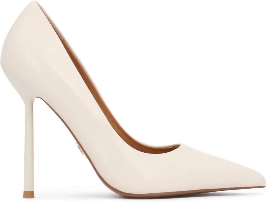 Kazar White leather pumps