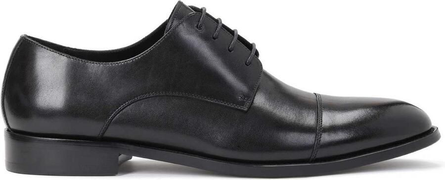 Kazar Zwarte derby schoenen voor heren.Dit product valt groot uit.