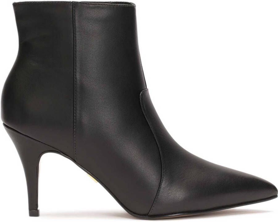 Kazar Minimalist black boots with pointy toes