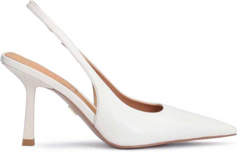 Kazar Escarpins blanc cassé sur un stiletto élégant avec un talon carré