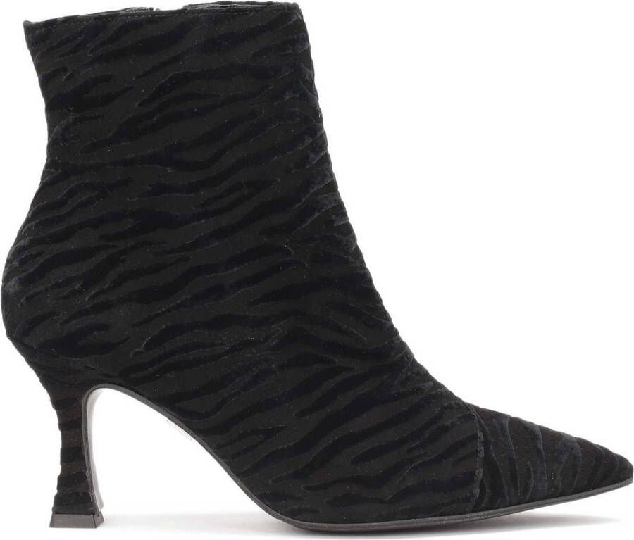 Kazar Phenomenal boots in animal pattern