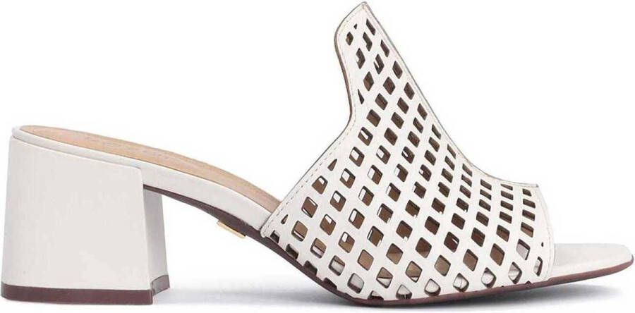 Kazar Schattige muiltjes van laser-gesneden off-white leer White Dames