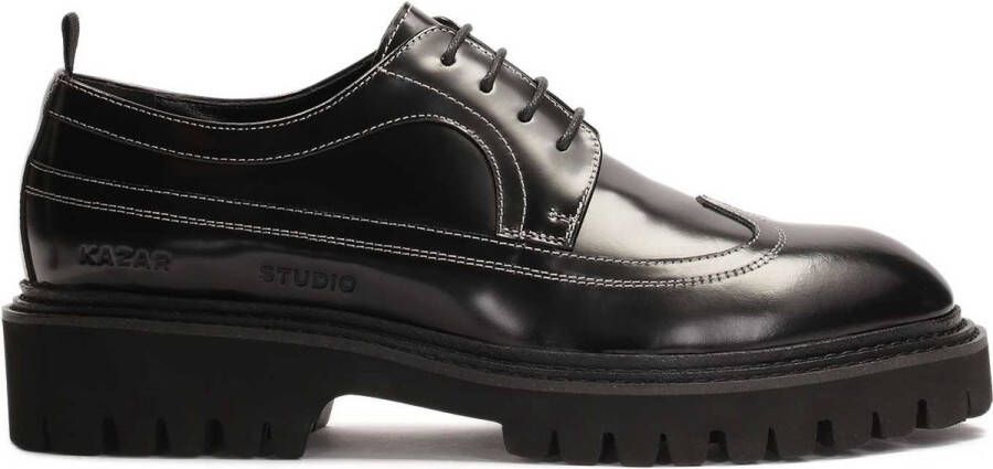 Kazar Studio Zwarte halfschoenen met contrasterende bies