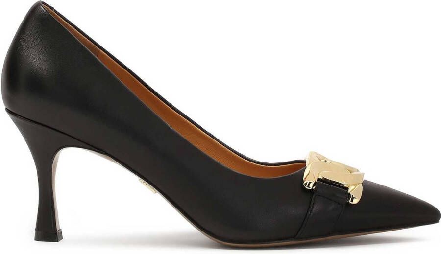 Kazar Timeless pumps with gold decoration on the nose