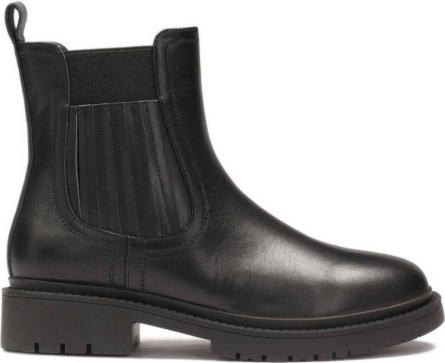 Kazar Urban Chelsea boots with a slip-on upper