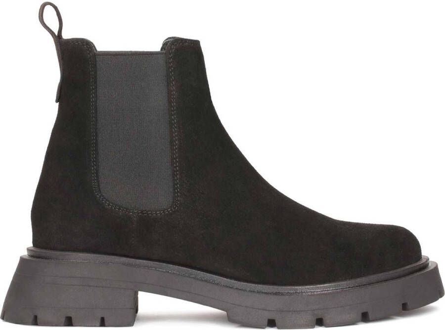 Kazar Zwarte suède chelsea boots met zichtbare zool