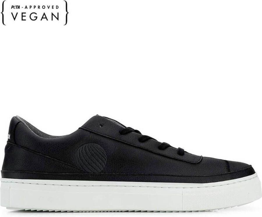 Komrads vegan sneakers APLS Maça Low Monoblack Schoen uit duurzaam en gerecycleerd materiaal Zwart