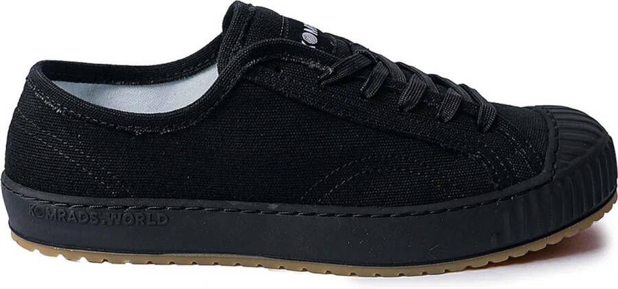 Komrads vegan sneaker ICNS Spartak Monoblack Schoen uit duurzaam en gerecycleerd materiaal zwart