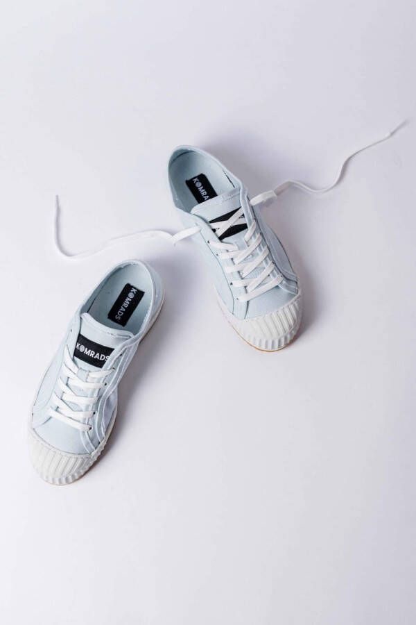 Komrads vegan sneakers ICNS Spartak Baby Blue Schoen uit duurzaam en gerecycleerd materiaal Blauw