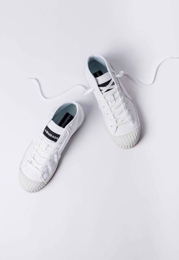 Komrads vegan sneakers ICNS Partizan Monowhite Schoen uit duurzaam en gerecycleerd materiaal wit