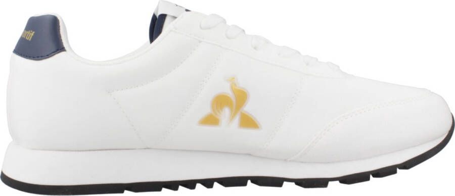 Le coq sportif Moderne witte sneakers met gouden details