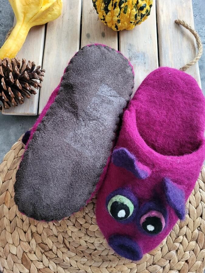 Lilly Bellule Handmade wool slippers felted wool slippers funny gift home shoes from wool wol sloffen Monsters