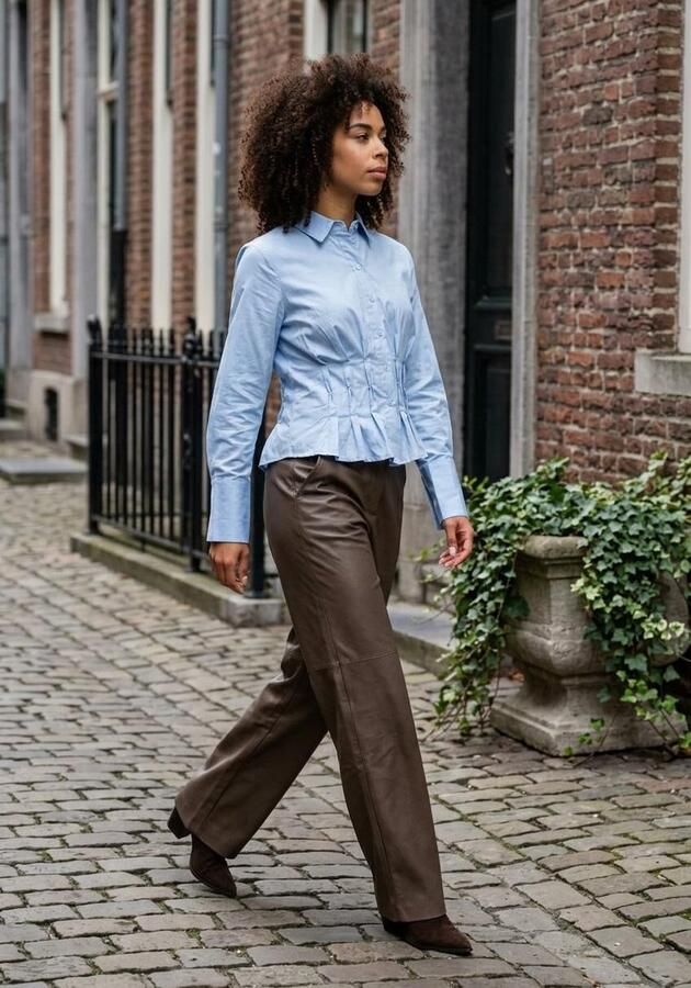 LINA LOCCHI Enkellaarsjes Dames At 156 Maat: 43 Materiaal: Suède Kleur: Bruin - Foto 2
