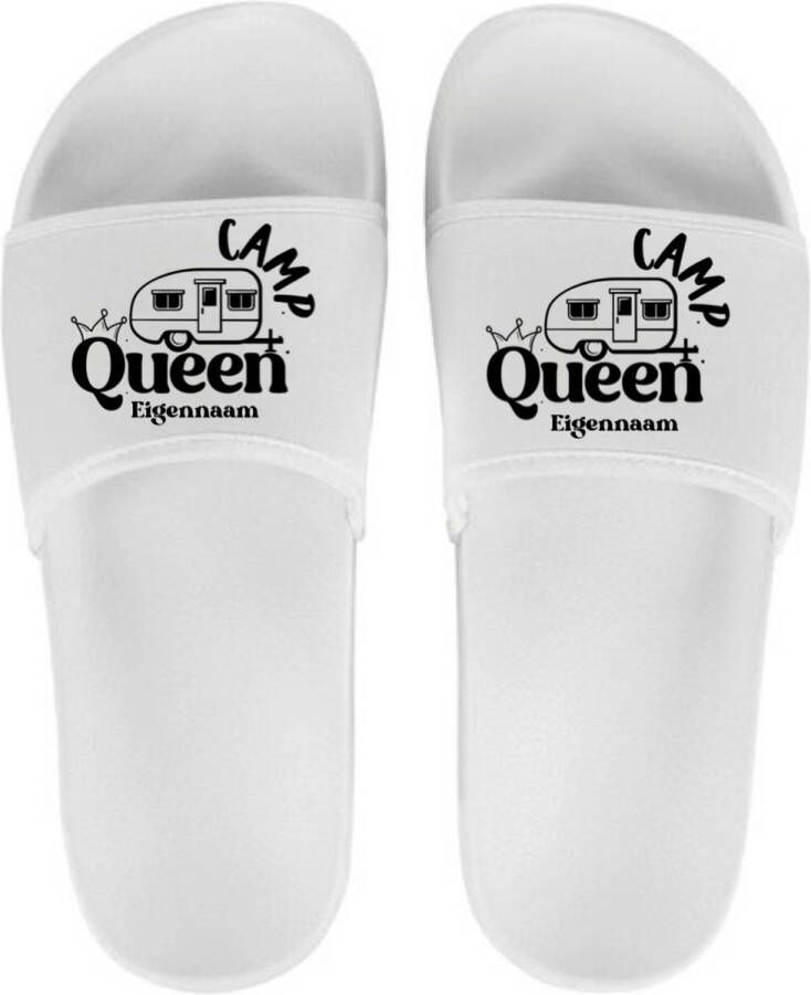 Livingstickers Slippers voor haar Persoonlijke slippers met naam Camp Queen Wit