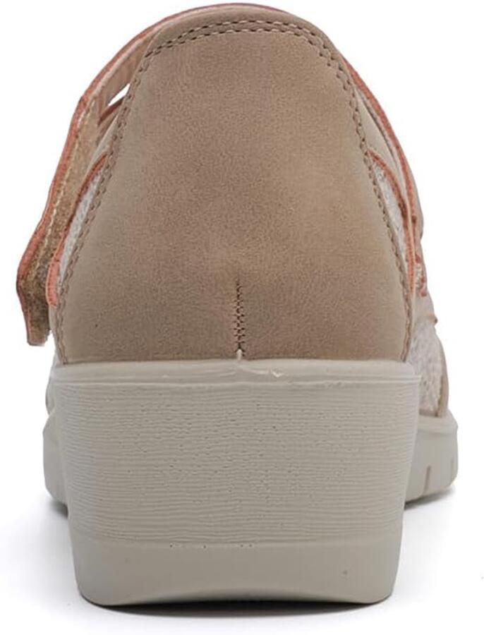 Loafers met gaatjes en hakje
