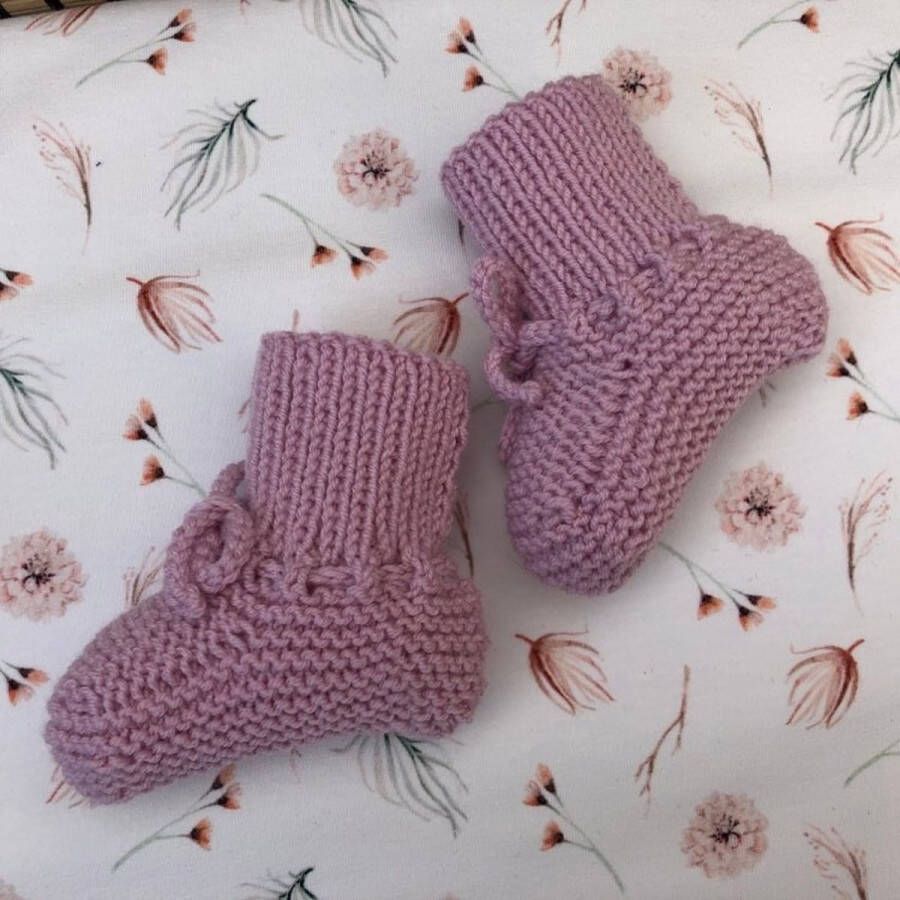 Lovely Stitches Gebreide babyslofjes Kort Oudroze Merino Wol Lovely Stitche