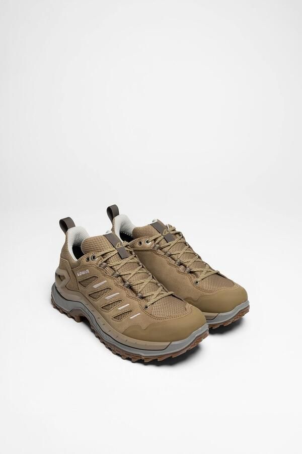 Lowa Innovo LO Multisportschoenen bruin