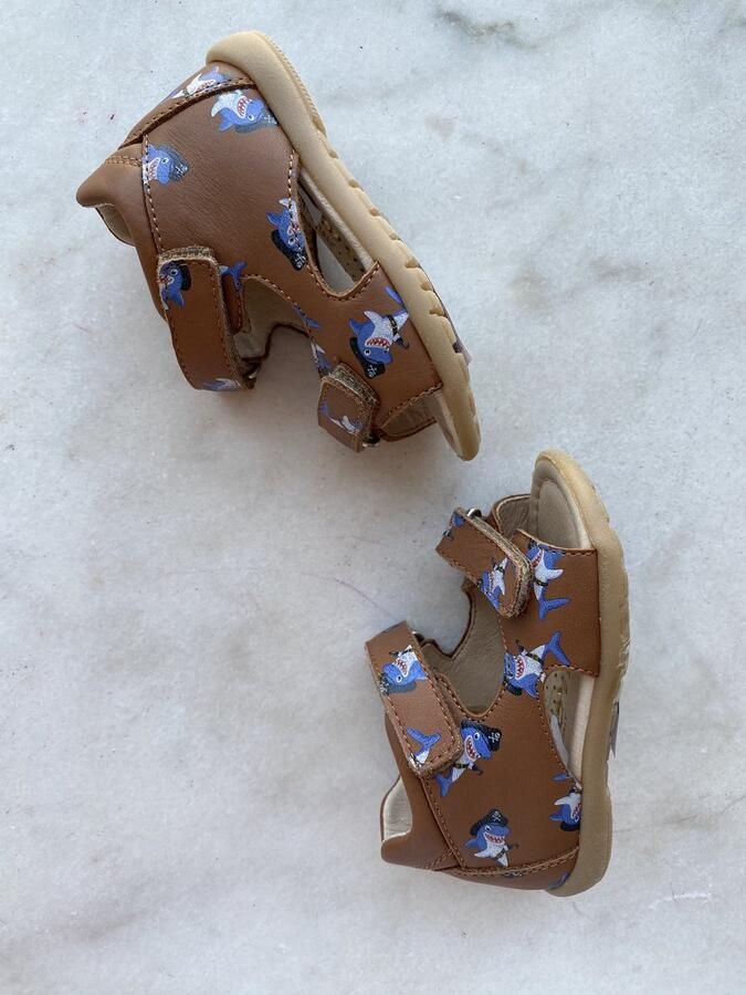 Lunella jongenssandaal