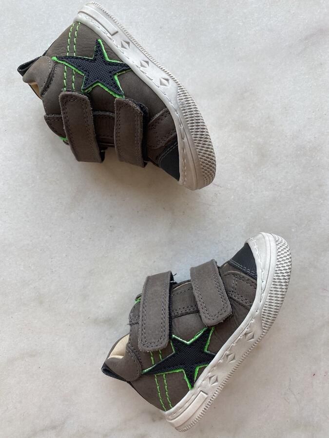 Lunella sneaker velcro met beschermtop